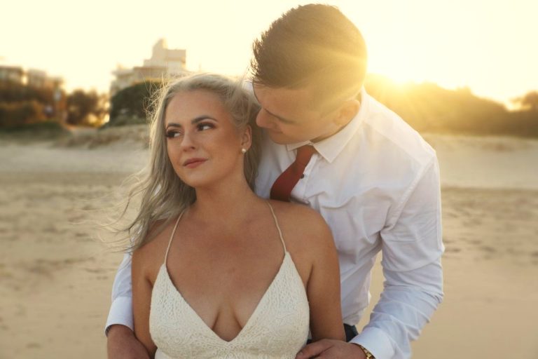 bride and groom photoshoot