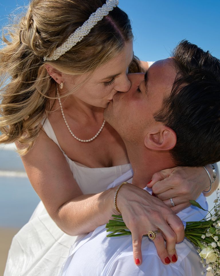 wedding photos on the beach