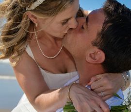 wedding photos on the beach